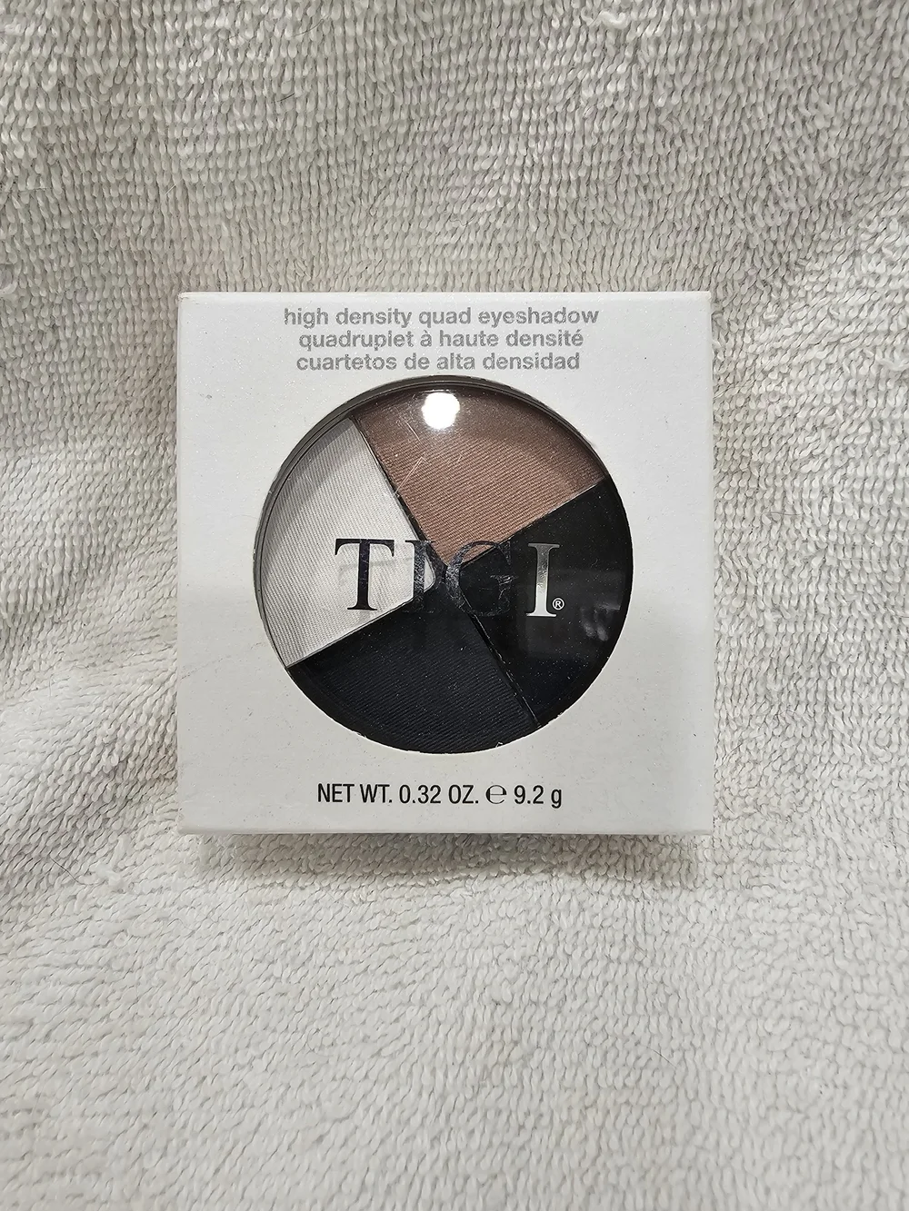 TIGI 4-Color Eyeshadow Palette Smoky Hot— White, Bronze, Navy, Black